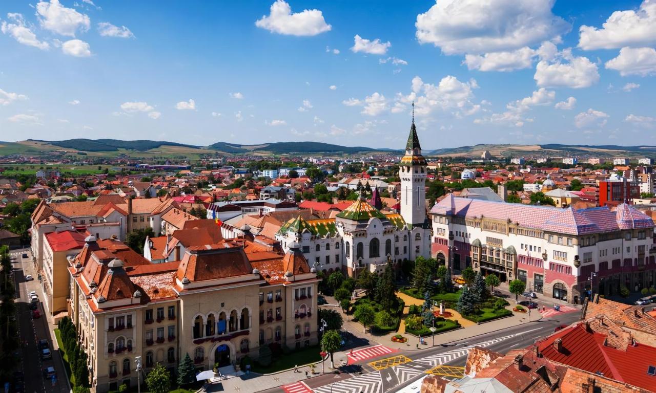 Butterfly Apartment-Hidden Gem In The Heart Of Târgu-Mureş Esterno foto